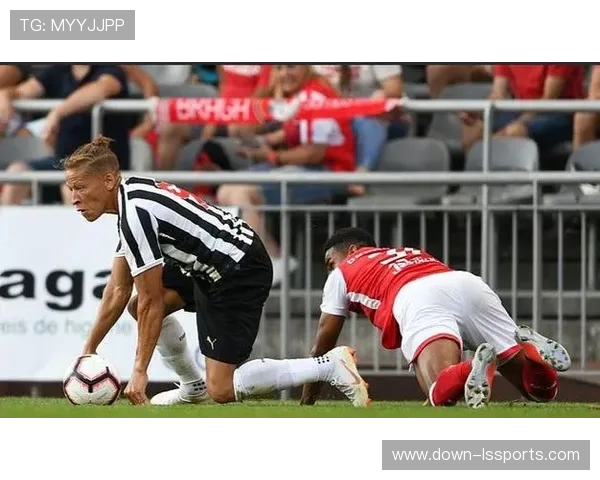 欧联杯费耶诺德战平凯尔特人,日本前锋表现活跃 欧联杯费耶诺德战平凯尔特人,日本前锋表现活跃
