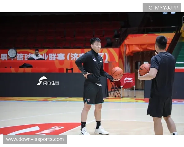 山东高速男篮奔赴长沙，俱乐部杯首秀磨合新阵